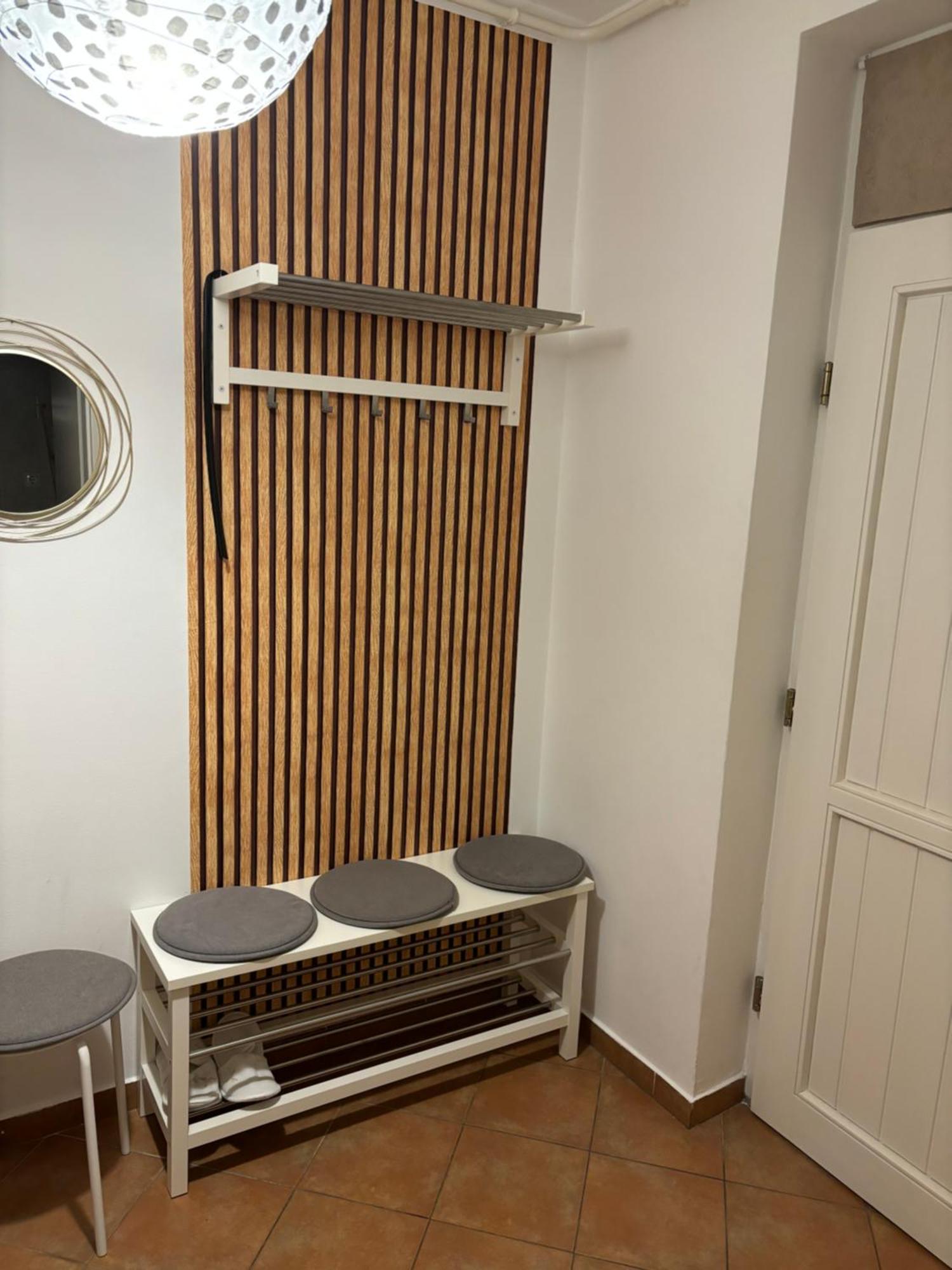 Gyoengy Apartman Sopron Exteriör bild